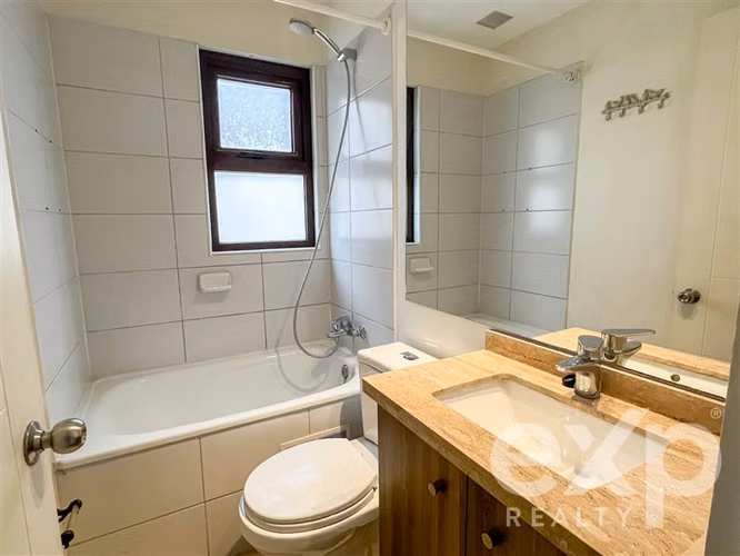 Casa en arriendo de 3 dorm. en Huechuraba