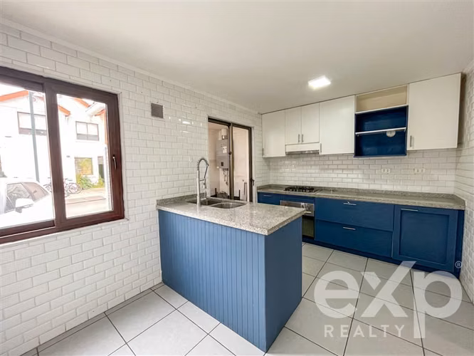Casa en arriendo de 3 dorm. en Huechuraba
