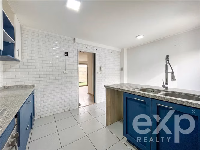 Casa en arriendo de 3 dorm. en Huechuraba