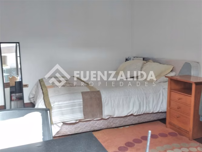 Venta, Gran Chalet, Providencia, Campus Oriente