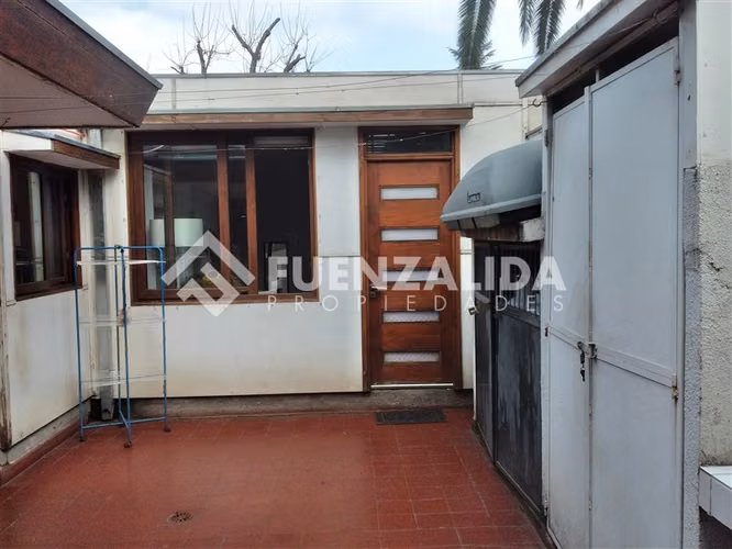 Venta, Gran Chalet, Providencia, Campus Oriente