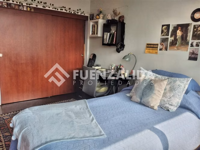 Venta, Gran Chalet, Providencia, Campus Oriente