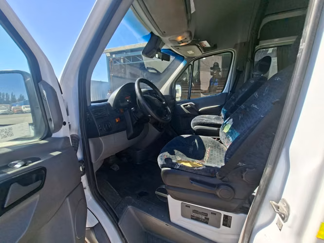MINI BUS Marca MERCEDES BENZ 16 +1 Modelo SPRINTER 515 CDI Año 2017