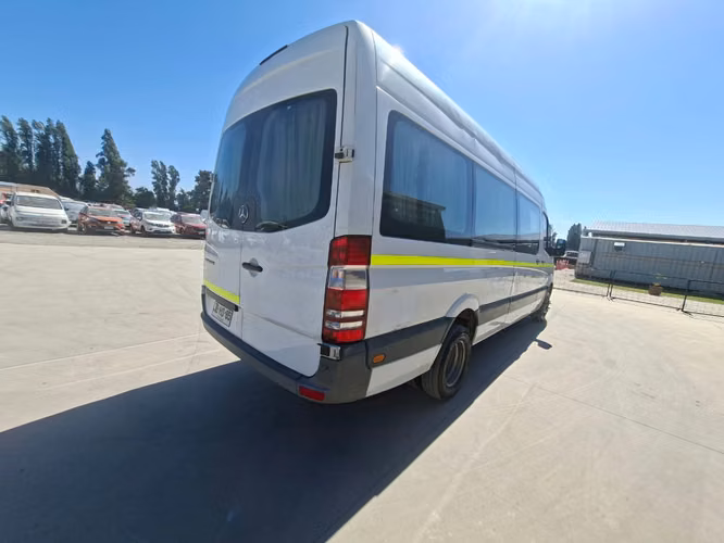 MINI BUS Marca MERCEDES BENZ 16 +1 Modelo SPRINTER 515 CDI Año 2017