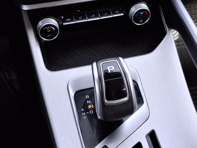 Geely Coolray 1.5 COMFORT 4X2 AT 5P 2022 - Imagen 18