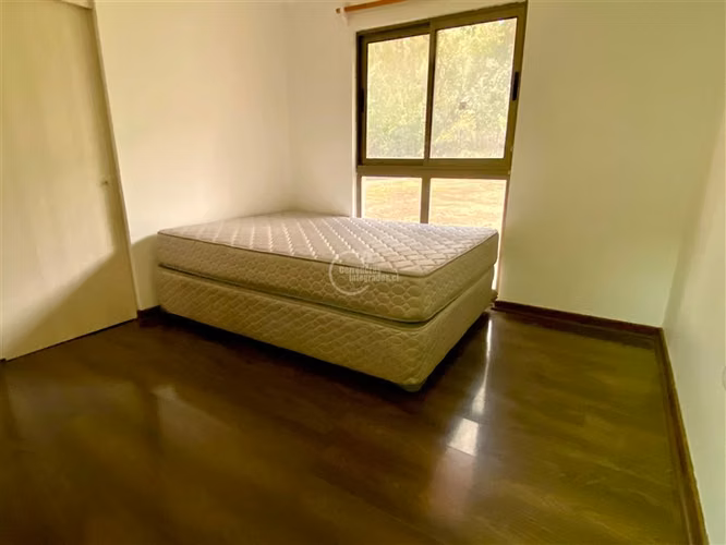 Casa en venta de 5 dorm. en Pirque 5.867 terreno y 216 casa