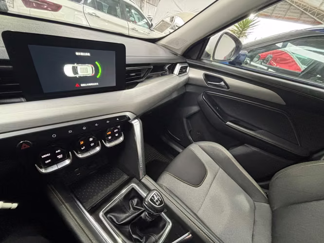 BAIC	X35	1.5 COMFORT MT	2023	KM 40000