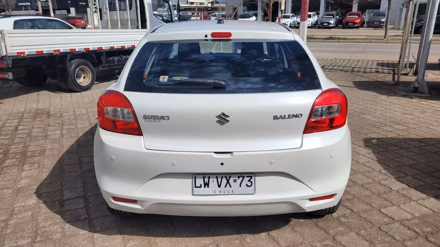 Suzuki BALENO HB 1.4 FULL AUT. 1.4 • 4x2 • Automática • 2020 - Imagen 7