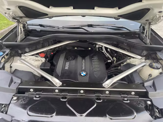 BMW X6 XDrive30D Serie M Sport año 2023 único dueño (crédito)