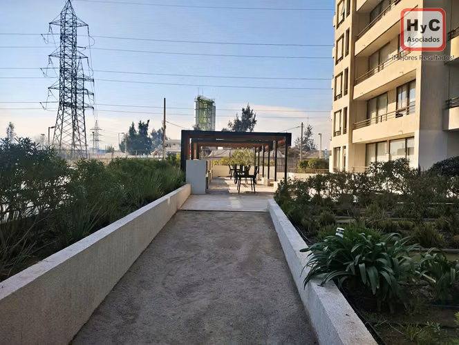 Arriendo 1D 1B en Macul con gran balcón y laguna navegable