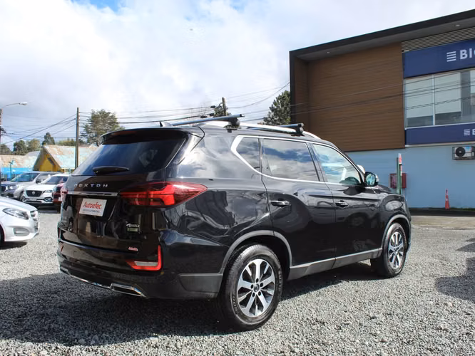 SSANGYONG Rexton 2.2D 2023