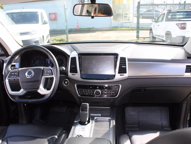 SSANGYONG Rexton 2.2D 2023