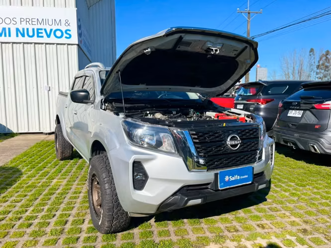 Nissan Navara D CAB MT 4X4 2.3 2023 - Imagen 18