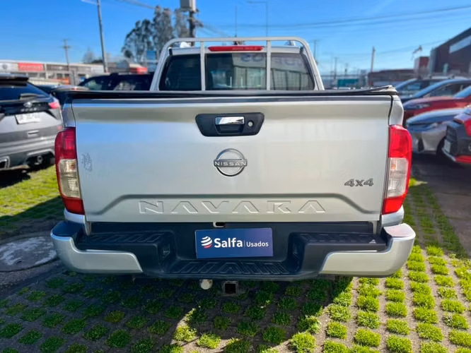 Nissan Navara D CAB MT 4X4 2.3 2023 - Imagen 6