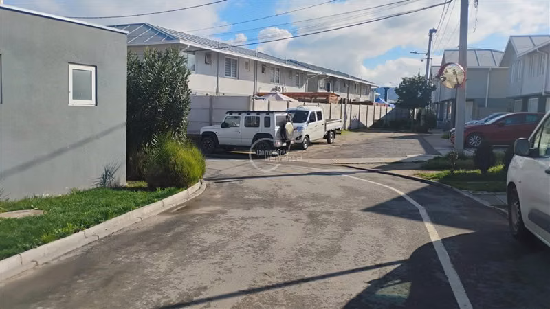 Casa en venta de 3 dorm. en Padre Hurtado