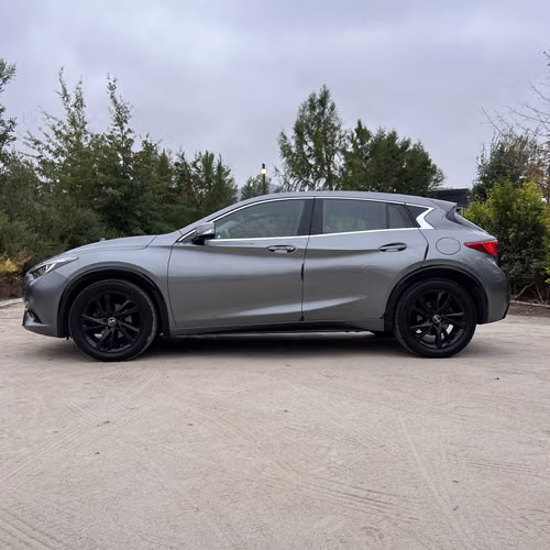 Infiniti QX30 1.6 Turbo / Automatico / Excelente estado