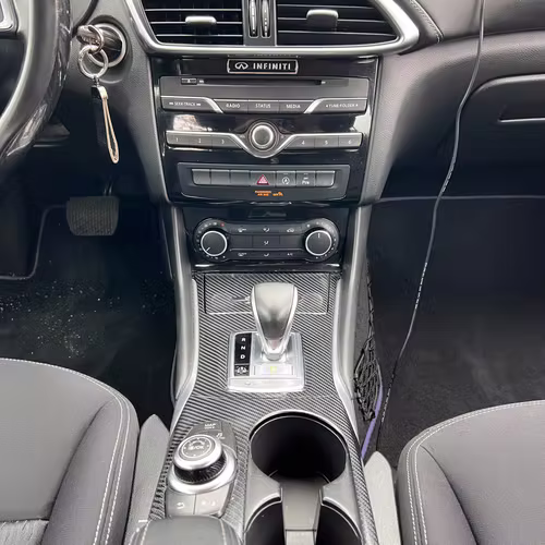 Infiniti QX30 1.6 Turbo / Automatico / Excelente estado