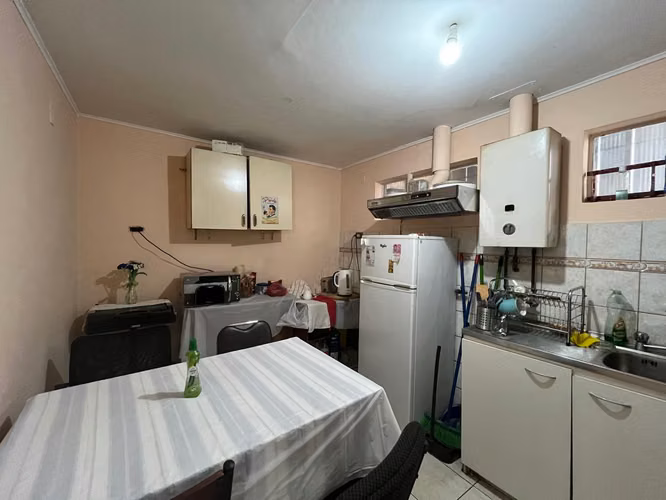 Arriendo de oficina, casa interior.