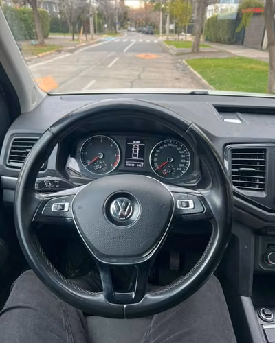 VOLKSWAGEN AMAROK COMFORTLINE 4X4 AT - 2021 | 19 - Imagen 12