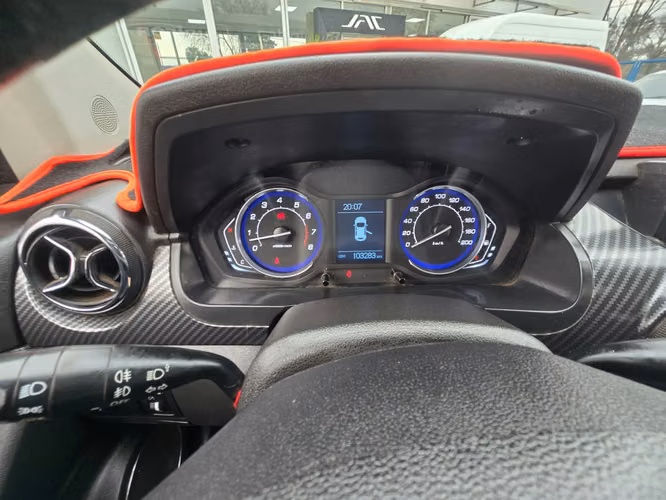 BAIC	X25	1.5 COMFORTABLE MT	2017