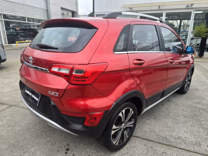 BAIC	X25	1.5 COMFORTABLE MT	2017