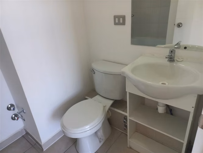 VENTA semi nuevo 2 dor 2 baños Troncal Sur-Quilpué