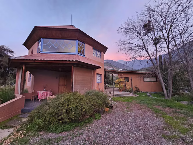 Parcela con casa de Autor en la Naturaleza