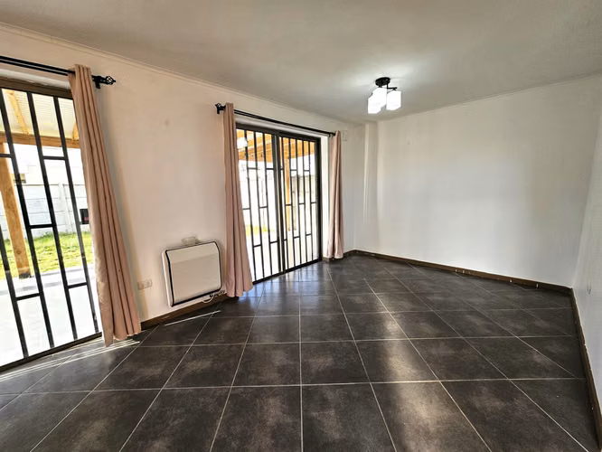 CASA EN PARQUE SAN VALENTIN