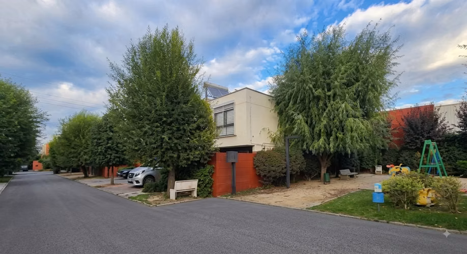  ARRIENDO CASA EN CONDOMINIO – SECTOR PEDRO FONTOVA, HUECHURABA Trato directo con dueño