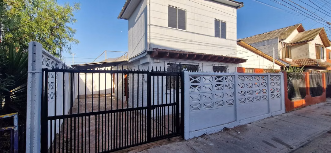 Venta de casa de 3 dormitorios, en La Cruz,  73 M$.