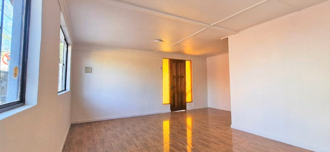 Venta de casa de 3 dormitorios, en La Cruz,  73 M$.