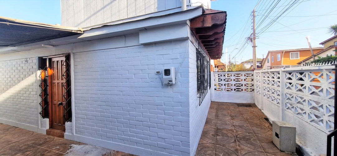 Venta de casa de 3 dormitorios, en La Cruz,  73 M$.