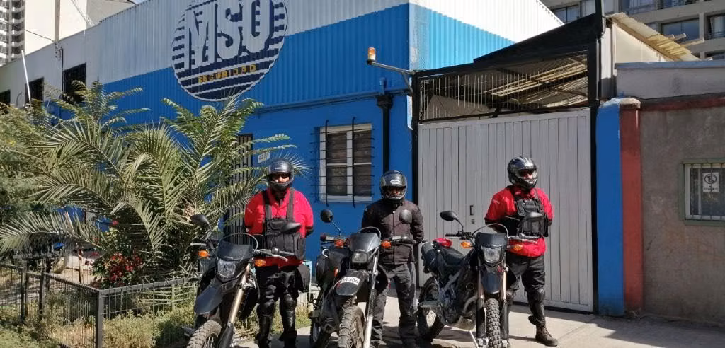 SUPERVISORES PARA VIGILANCIA, EXPERIENCIA, CON L. DE CONDUCIR UNO DIA OTRO PARA LA  NOCHE, 850 LIQUIDOS.