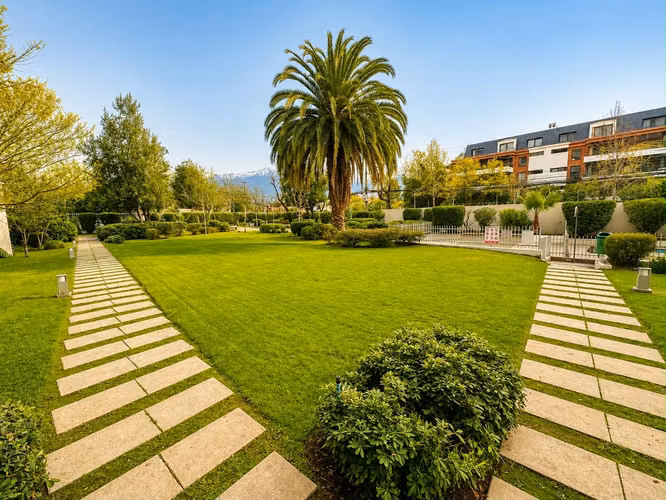 VENTA GRAN DEPARTAMENTO , LAS CONDES
