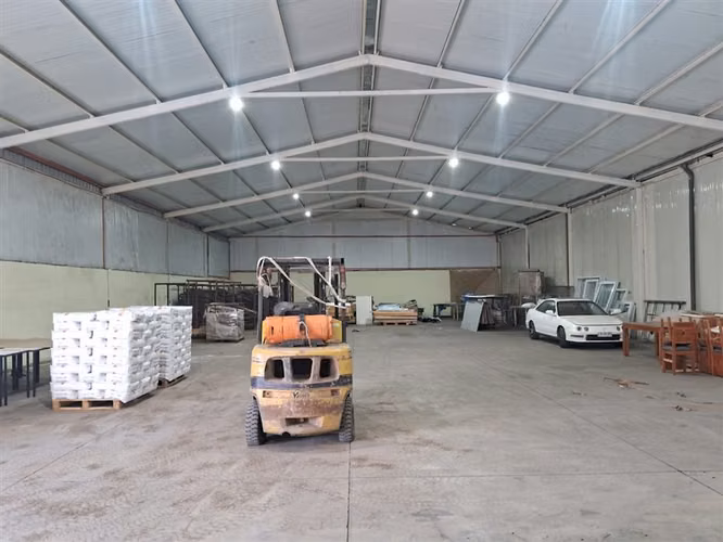 ARRIENDO BODEGA 1200M2 850M2 ESTACIONAMIENTO-CHIMBARONGO