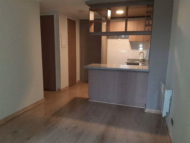 METRO ECUADOR, depto 2 dorm, 1 baño, primer piso,SIN AVAL
