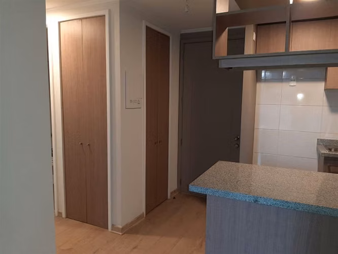 METRO ECUADOR, depto 2 dorm, 1 baño, primer piso,SIN AVAL