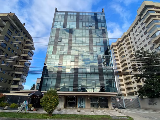 OFICINA CON GASTOS COMUNES INCLUIDOS EDIFICIO UNO-K HOCHSTETTER