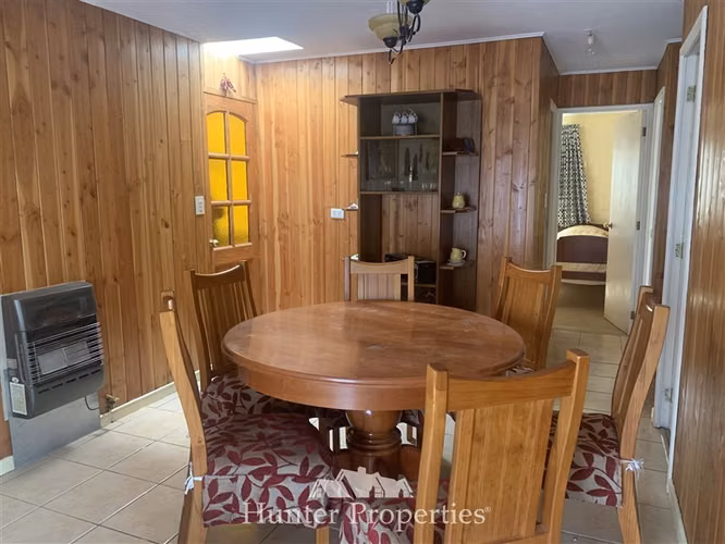 Casa en venta de 3 dorm. 2 baños en el centro de Pucón