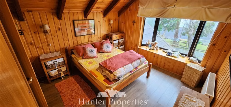 Casa en venta en Pucón Centro, frente al Lago