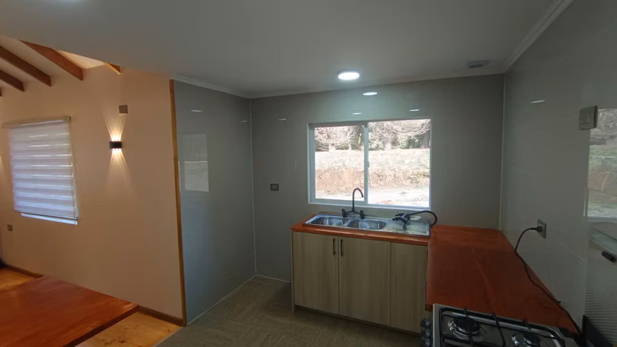 Arriendo Año Corrido · Cabaña Nueva 2D/1B en 4 Há de Bosque con Acceso Privado al Lago Llanquihue