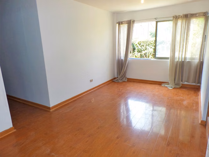 Departamento Las Rejas Sur con Av. 5 de Abril, 2 dormitorios