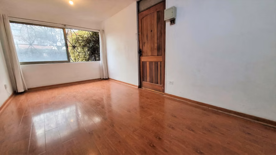 Departamento Las Rejas Sur con Av. 5 de Abril, 2 dormitorios