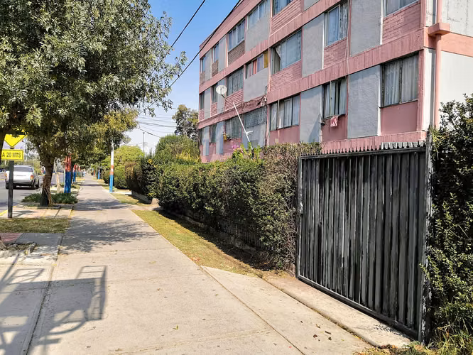 Departamento Las Rejas Sur con Av. 5 de Abril, 2 dormitorios