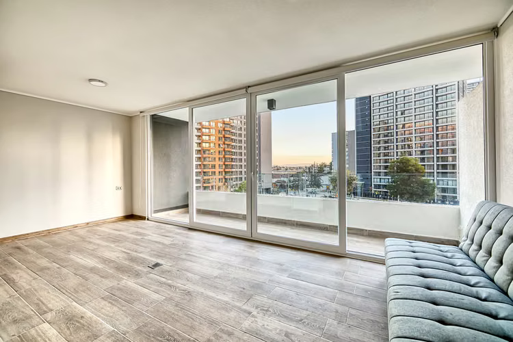 Lofty [2120-11]