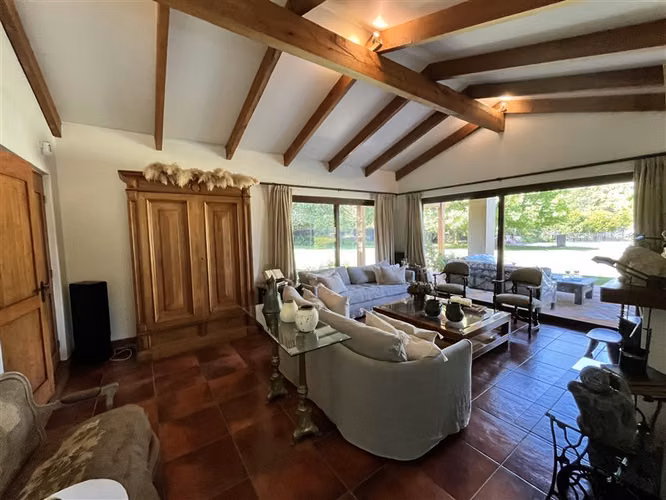 Vendemos Excelente Casa en Loteo La Reina