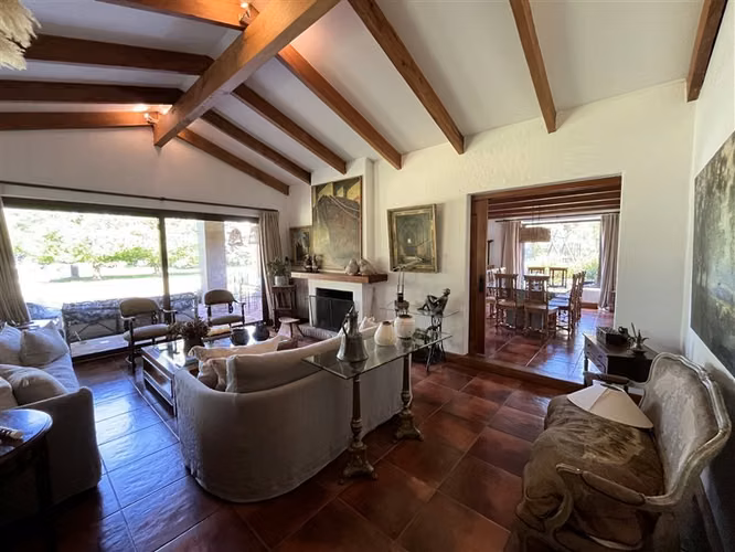 Vendemos Excelente Casa en Loteo La Reina