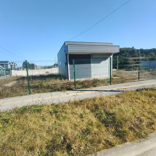 Local comercial con amplio terreno/venta o Arriendo