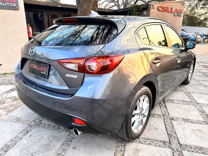 MAZDA 3 2.0 SPORT AUTOMATICO 2016