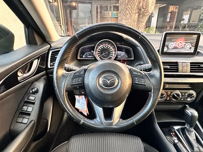 MAZDA 3 2.0 SPORT AUTOMATICO 2016